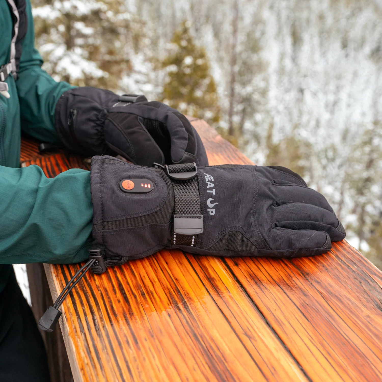 Heated Gloves - MOUNTAIN series - Unisex - Image 9