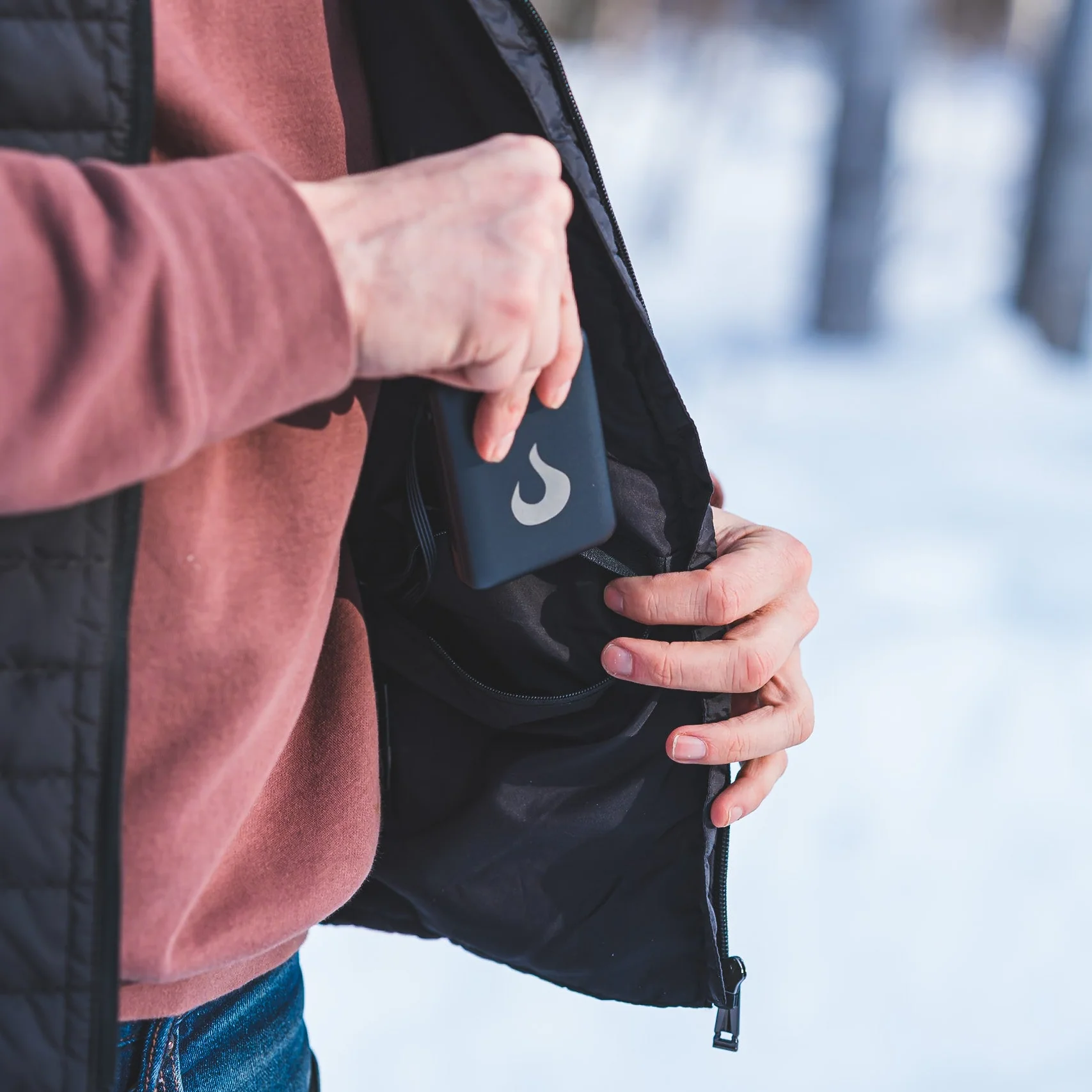 Men’s Heated Vest – Mountain Series - Image 9