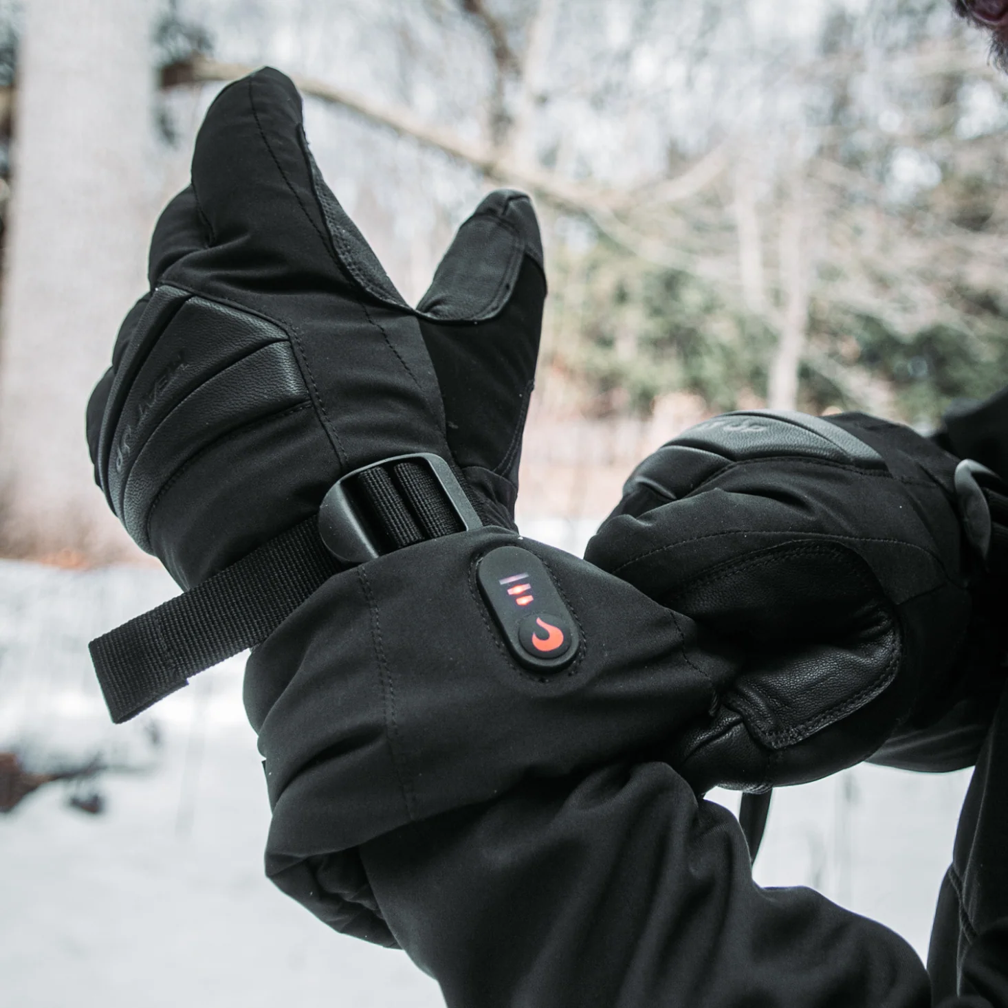 Premium Heated Gloves - Peak series - Unisex - Image 3
